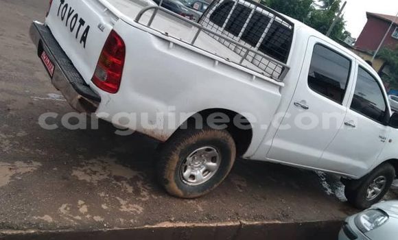 Acheter Occasion Voiture Toyota Hilux Blanc à Conakry, Conakry Acheter Occasion Voiture Toyota Hilux Blanc à Conakry, Conakry