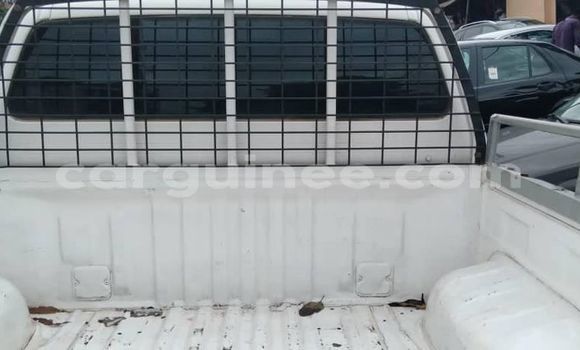 Acheter Occasion Voiture Toyota Hilux Blanc à Conakry, Conakry Acheter Occasion Voiture Toyota Hilux Blanc à Conakry, Conakry