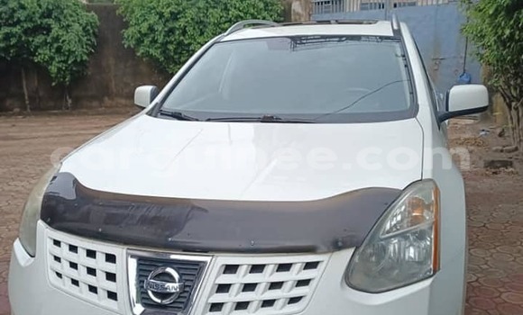 Acheter Occasion Voiture Nissan Rogue Blanc à Conakry, Conakry Acheter Occasion Voiture Nissan Rogue Blanc à Conakry, Conakry