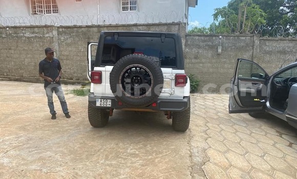 Acheter Occasion Voiture Jeep Wrangler Blanc à Conakry, Conakry Acheter Occasion Voiture Jeep Wrangler Blanc à Conakry, Conakry