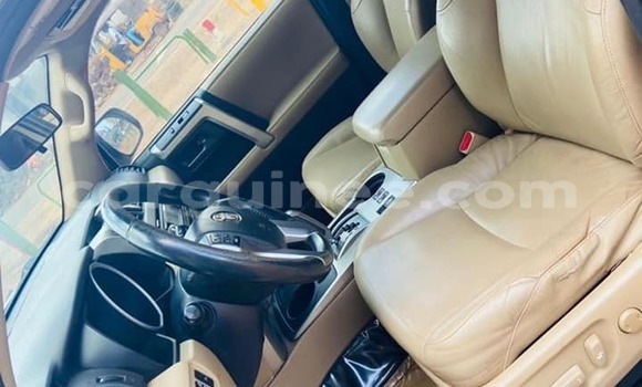 Buy Used Toyota 4Runner White Car in Conakry in Conakry Buy Used Toyota 4Runner White Car in Conakry in Conakry