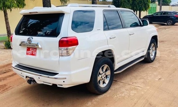 Buy Used Toyota 4Runner White Car in Conakry in Conakry Buy Used Toyota 4Runner White Car in Conakry in Conakry