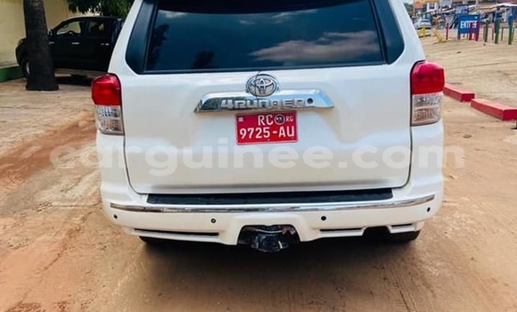 Buy Used Toyota 4Runner White Car in Conakry in Conakry Buy Used Toyota 4Runner White Car in Conakry in Conakry