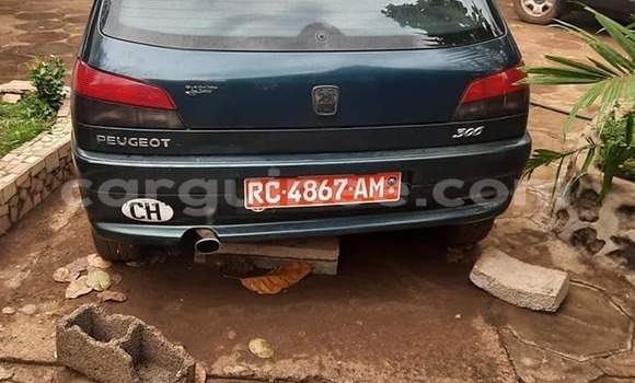 Buy Used Peugeot 306 Blue Car in Conakry in Conakry Buy Used Peugeot 306 Blue Car in Conakry in Conakry