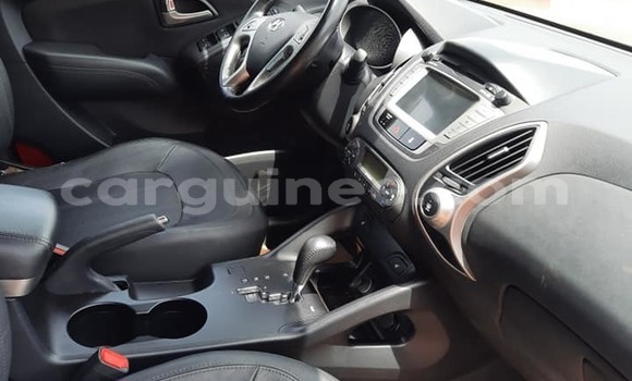 Buy Used Hyundai Tucson Other Car in Conakry in Conakry Buy Used Hyundai Tucson Other Car in Conakry in Conakry