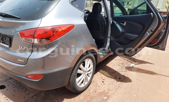 Buy Used Hyundai Tucson Other Car in Conakry in Conakry Buy Used Hyundai Tucson Other Car in Conakry in Conakry