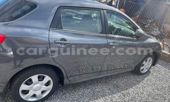 Buy Used Toyota Matrix Black Car in Conakry in Conakry