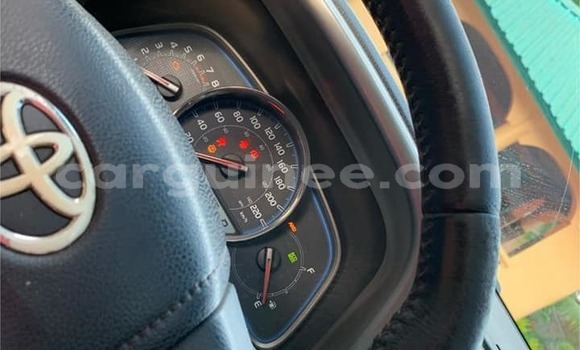 Acheter Occasion Voiture Toyota RAV4 Gris à Conakry, Conakry Acheter Occasion Voiture Toyota RAV4 Gris à Conakry, Conakry