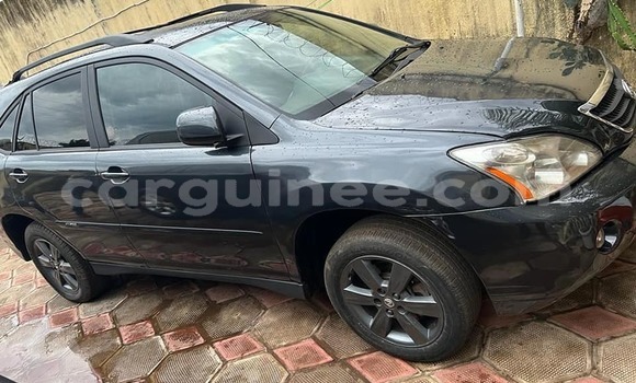Buy Used Toyota Harrier Blue Car in Conakry in Conakry