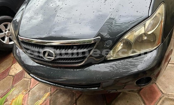 Acheter Occasion Voiture Toyota Harrier Bleu à Conakry, Conakry Acheter Occasion Voiture Toyota Harrier Bleu à Conakry, Conakry