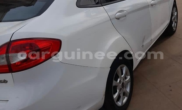 Buy Used Ford Fiesta White Car in Conakry in Conakry Buy Used Ford Fiesta White Car in Conakry in Conakry