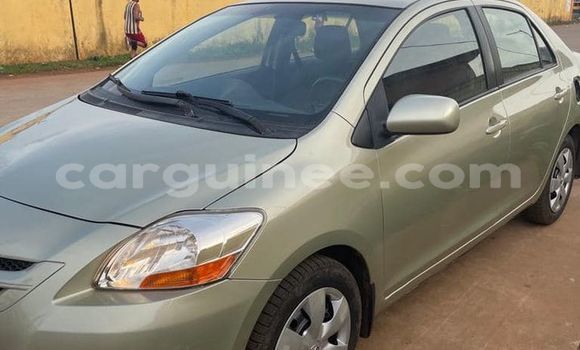 Buy Used Toyota Yaris Green Car in Conakry in Conakry Buy Used Toyota Yaris Green Car in Conakry in Conakry