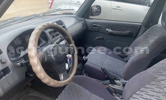 Buy Used Toyota RAV4 Green Car in Conakry in Conakry Buy Used Toyota RAV4 Green Car in Conakry in Conakry
