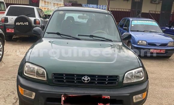 Buy Used Toyota RAV4 Green Car in Conakry in Conakry Buy Used Toyota RAV4 Green Car in Conakry in Conakry