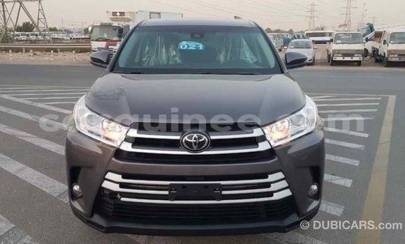 Acheter Import Voiture Toyota Highlander Autre à Import - Dubai, Conakry Acheter Import Voiture Toyota Highlander Autre à Import - Dubai, Conakry