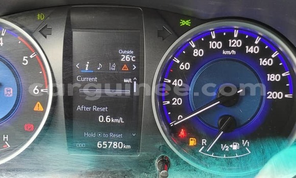 Buy Used Toyota Hilux Silver Car in Conakry in Conakry Buy Used Toyota Hilux Silver Car in Conakry in Conakry