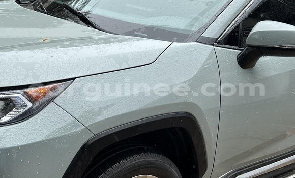Buy Used Toyota RAV4 Green Car in Conakry in Conakry Buy Used Toyota RAV4 Green Car in Conakry in Conakry