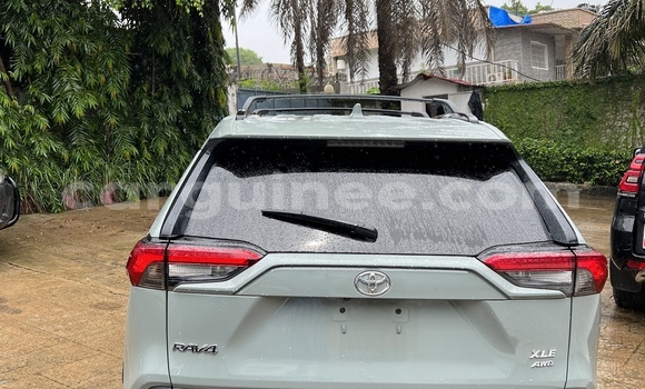 Buy Used Toyota RAV4 Green Car in Conakry in Conakry Buy Used Toyota RAV4 Green Car in Conakry in Conakry