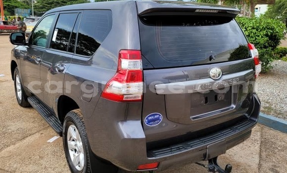 Buy Used Toyota Prado Silver Car in Conakry in Conakry Buy Used Toyota Prado Silver Car in Conakry in Conakry