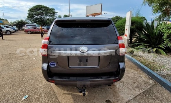Buy Used Toyota Prado Silver Car in Conakry in Conakry Buy Used Toyota Prado Silver Car in Conakry in Conakry
