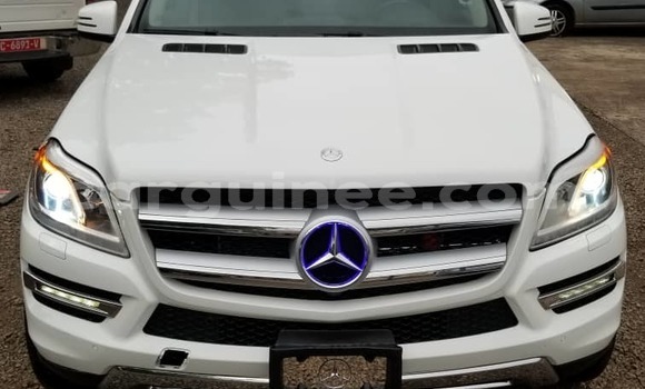 Buy Used Mercedes-Benz GL–Class White Car in Conakry in Conakry
