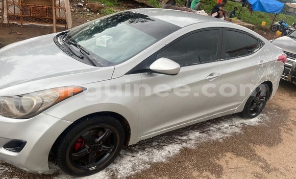 Buy Used Hyundai Elantra Silver Car in Conakry in Conakry