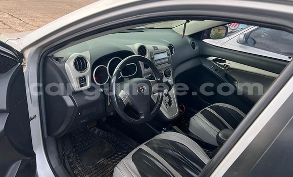 Buy Used Toyota Matrix Silver Car in Conakry in Conakry Buy Used Toyota Matrix Silver Car in Conakry in Conakry