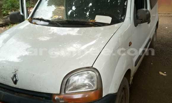 Buy Used Renault Kangoo White Car in Conakry in Conakry
