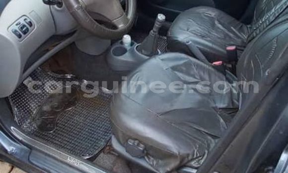 Buy Used Toyota Yaris Blue Car in Conakry in Conakry Buy Used Toyota Yaris Blue Car in Conakry in Conakry