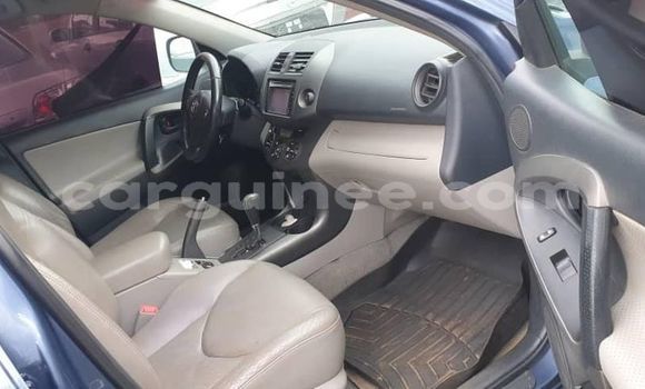 Buy Used Toyota RAV4 Blue Car in Conakry in Conakry Buy Used Toyota RAV4 Blue Car in Conakry in Conakry