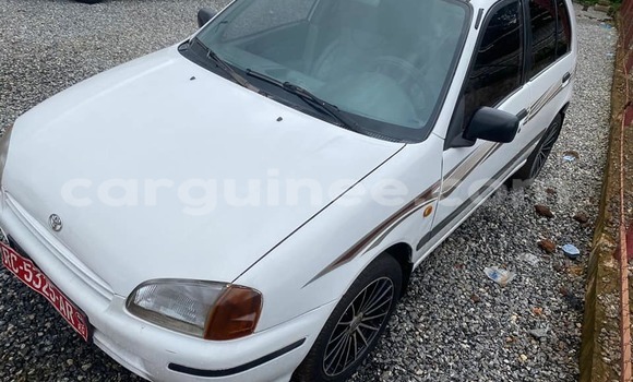 Acheter Occasion Voiture Toyota Starlet Blanc à Conakry, Conakry