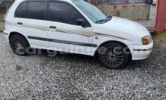 Buy Used Toyota Starlet White Car in Conakry in Conakry Buy Used Toyota Starlet White Car in Conakry in Conakry