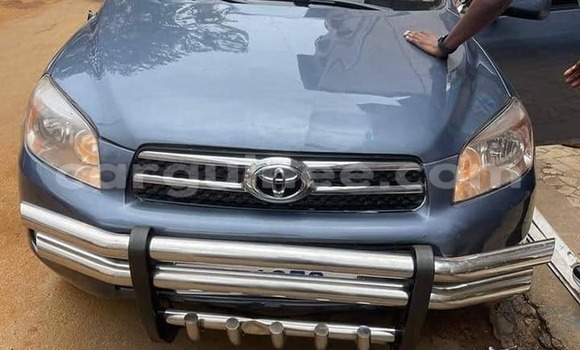 Acheter Occasion Voiture Toyota RAV4 Bleu à Conakry, Conakry Acheter Occasion Voiture Toyota RAV4 Bleu à Conakry, Conakry