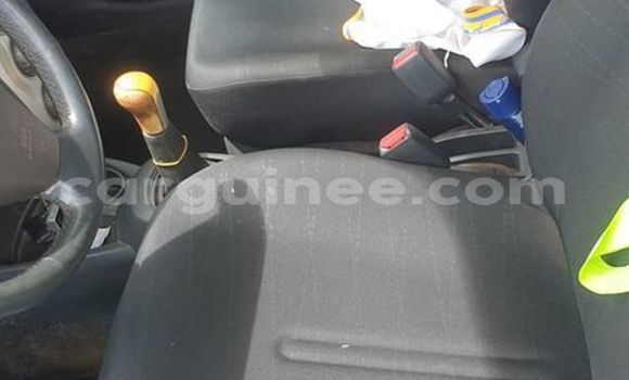 Acheter Occasion Voiture Toyota Yaris Bleu à Conakry, Conakry Acheter Occasion Voiture Toyota Yaris Bleu à Conakry, Conakry