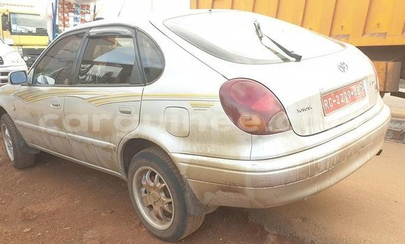 Acheter Occasion Voiture Toyota Corolla Gris à Conakry, Conakry Acheter Occasion Voiture Toyota Corolla Gris à Conakry, Conakry