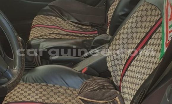 Acheter Occasion Voiture Toyota Corolla Gris à Conakry, Conakry Acheter Occasion Voiture Toyota Corolla Gris à Conakry, Conakry