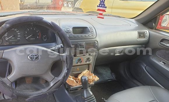 Acheter Occasion Voiture Toyota Corolla Rouge à Conakry, Conakry Acheter Occasion Voiture Toyota Corolla Rouge à Conakry, Conakry