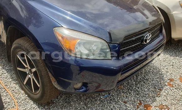 Acheter Occasion Voiture Toyota RAV4 Bleu à Conakry, Conakry Acheter Occasion Voiture Toyota RAV4 Bleu à Conakry, Conakry