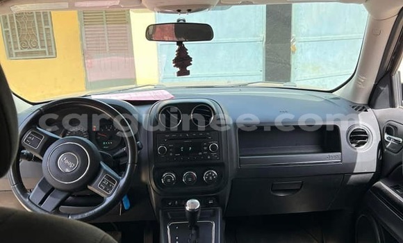 Buy Used Jeep Patriot Blue Car in Conakry in Conakry Buy Used Jeep Patriot Blue Car in Conakry in Conakry