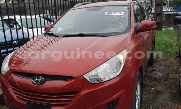 Buy Used Hyundai Tucson Red Car in Conakry in Conakry