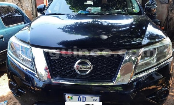 Buy Used Nissan Pathfinder Black Car in Conakry in Conakry Buy Used Nissan Pathfinder Black Car in Conakry in Conakry