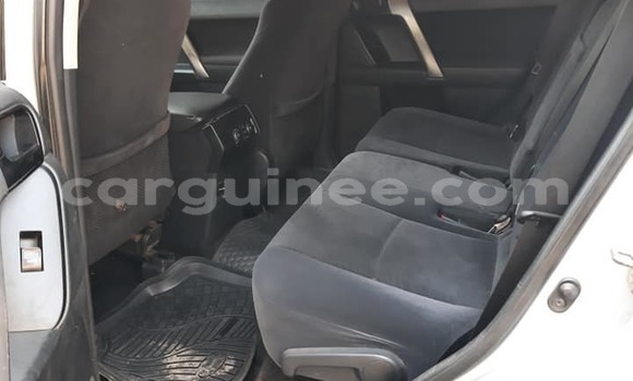Buy Used Toyota Land Cruiser Prado Silver Car in Conakry in Conakry Buy Used Toyota Land Cruiser Prado Silver Car in Conakry in Conakry
