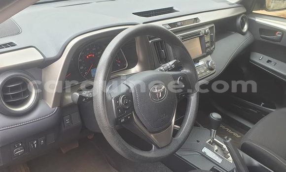 Acheter Occasion Voiture Toyota RAV4 Gris à Conakry, Conakry Acheter Occasion Voiture Toyota RAV4 Gris à Conakry, Conakry