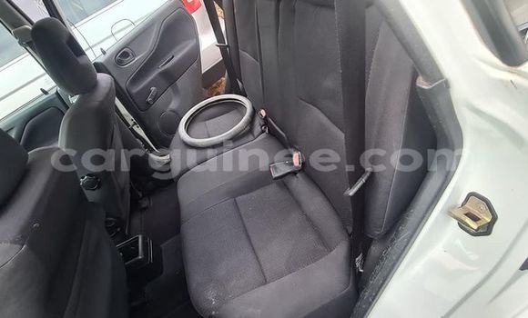 Buy Used Mitsubishi Spacestar White Car in Conakry in Conakry Buy Used Mitsubishi Spacestar White Car in Conakry in Conakry