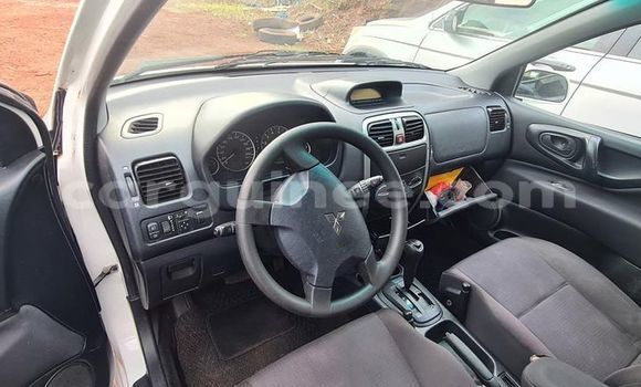 Buy Used Mitsubishi Spacestar White Car in Conakry in Conakry Buy Used Mitsubishi Spacestar White Car in Conakry in Conakry