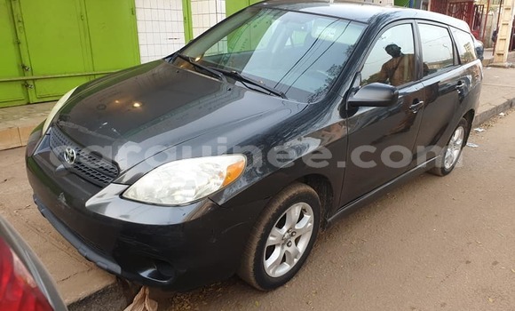 Buy Used Toyota Matrix Black Car in Conakry in Conakry
