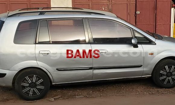 Buy Used Mazda Mazda Premacy Silver Car in Conakry in Conakry Buy Used Mazda Mazda Premacy Silver Car in Conakry in Conakry
