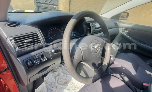 Acheter Occasion Voiture Toyota Corolla Rouge à Conakry, Conakry Acheter Occasion Voiture Toyota Corolla Rouge à Conakry, Conakry
