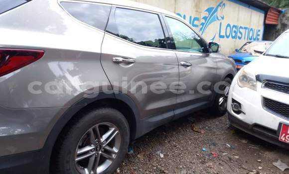 Buy Used Hyundai Tucson Silver Car in Conakry in Conakry