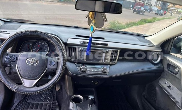Acheter Occasion Voiture Toyota RAV4 Noir à Conakry, Conakry Acheter Occasion Voiture Toyota RAV4 Noir à Conakry, Conakry